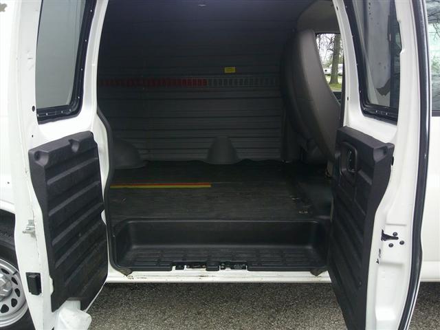 used 2010 Chevrolet Express 1500 car