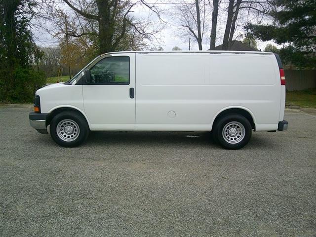 used 2010 Chevrolet Express 1500 car