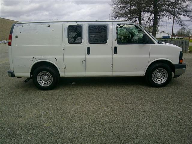 used 2010 Chevrolet Express 1500 car