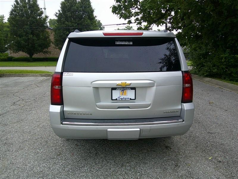 used 2019 Chevrolet Suburban car, priced at $32,980