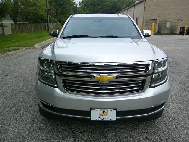 used 2019 Chevrolet Suburban car
