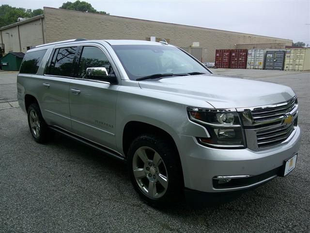 used 2019 Chevrolet Suburban car