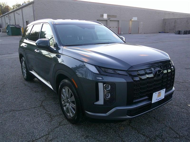 used 2024 Hyundai Palisade car, priced at $35,980