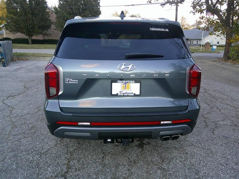 used 2024 Hyundai Palisade car, priced at $35,980