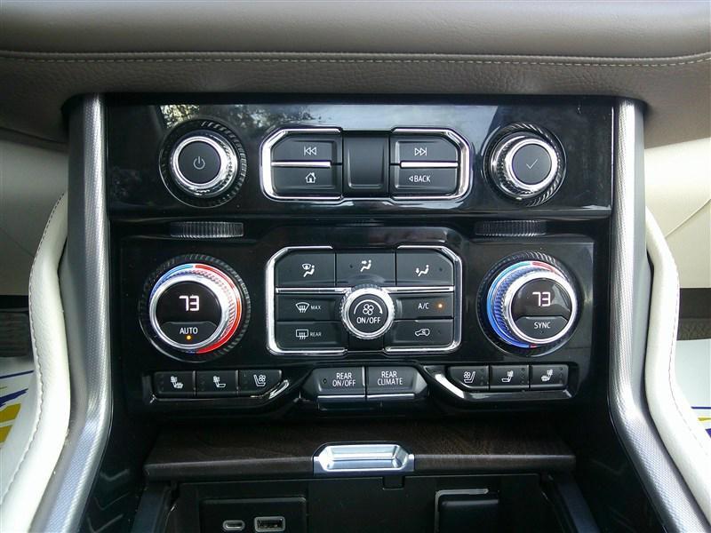 used 2022 GMC Yukon XL car, priced at $49,980