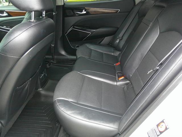 used 2018 Kia Cadenza car, priced at $15,980