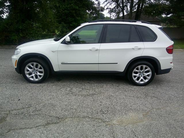 used 2013 BMW X5 car, priced at $9,980