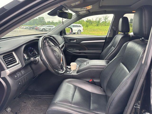 used 2019 Toyota Highlander car, priced at $25,645