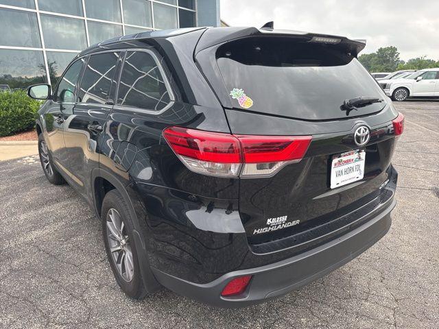 used 2019 Toyota Highlander car, priced at $25,645