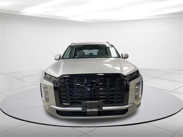 new 2025 Hyundai Palisade car, priced at $46,128