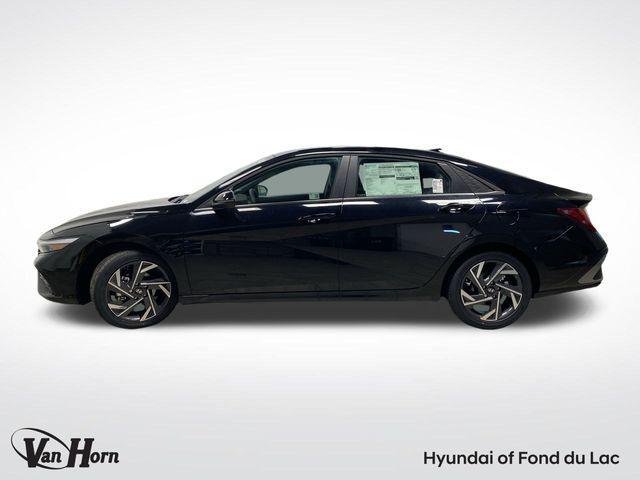new 2025 Hyundai Elantra car, priced at $30,502