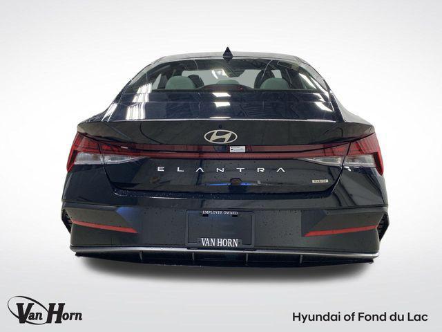 new 2025 Hyundai Elantra car, priced at $30,502