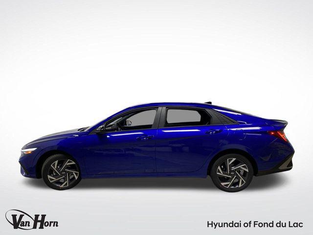 new 2025 Hyundai Elantra car, priced at $27,702