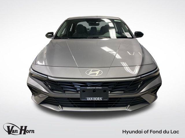 new 2025 Hyundai Elantra car, priced at $24,076