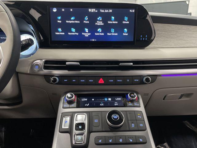 used 2024 Hyundai Palisade car, priced at $42,395