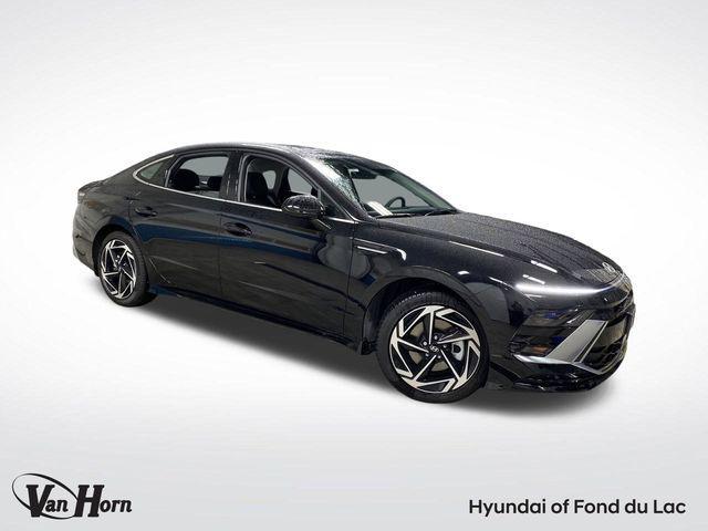 new 2025 Hyundai Sonata car, priced at $30,945