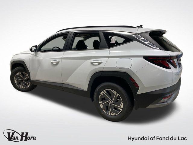 new 2025 Hyundai TUCSON Hybrid car, priced at $34,840