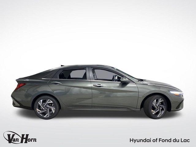 new 2025 Hyundai Elantra car, priced at $26,193