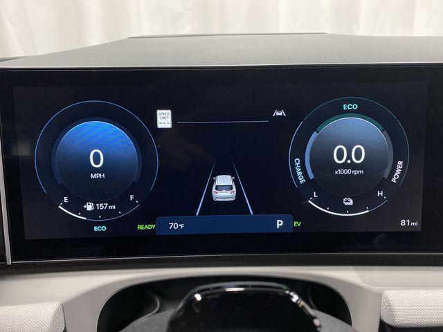 new 2025 Hyundai TUCSON Hybrid car, priced at $42,495