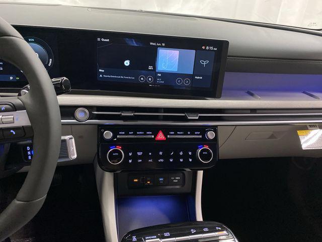 new 2025 Hyundai TUCSON Hybrid car, priced at $42,495
