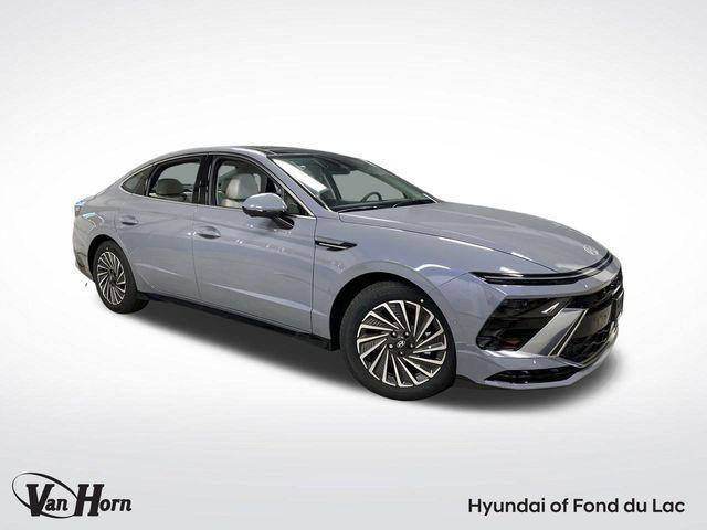 new 2025 Hyundai Sonata Hybrid car, priced at $38,121