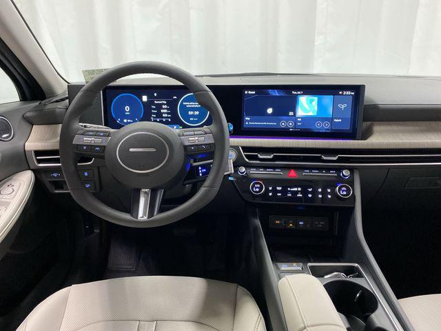 new 2025 Hyundai Sonata Hybrid car, priced at $38,121
