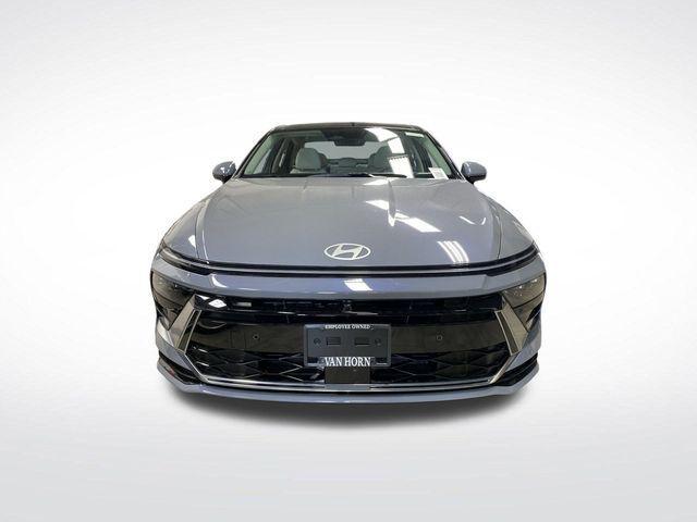 new 2025 Hyundai Sonata Hybrid car, priced at $38,121