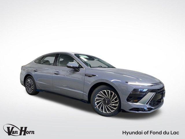 new 2025 Hyundai Sonata Hybrid car, priced at $31,657