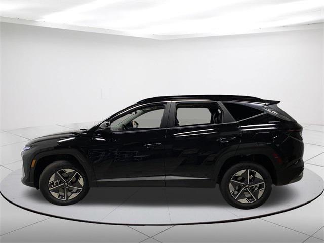 new 2025 Hyundai Tucson Hybrid car, priced at $35,995