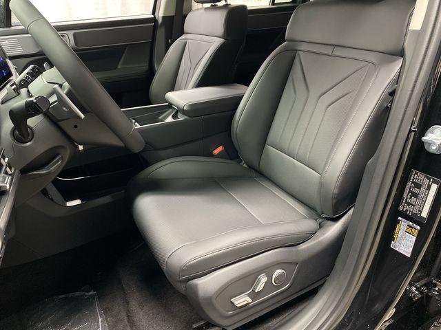 new 2025 Hyundai Santa Fe car, priced at $40,515
