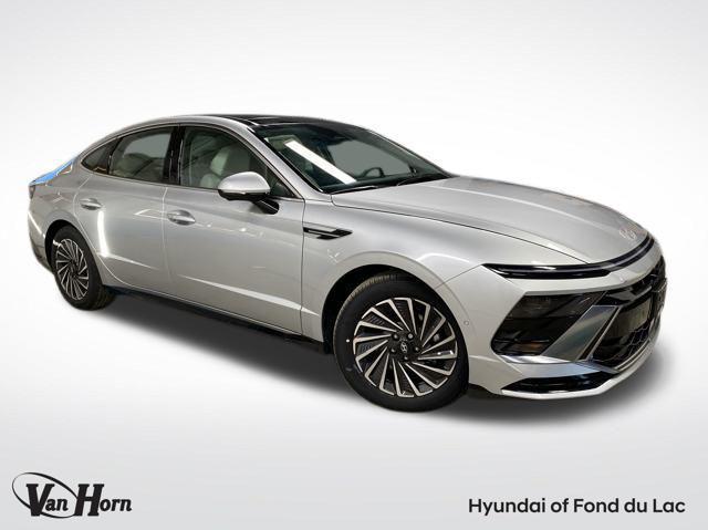 new 2025 Hyundai Sonata Hybrid car, priced at $37,875