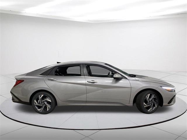 new 2025 Hyundai Elantra car, priced at $26,193