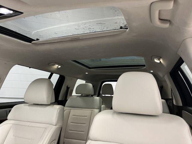 used 2024 Hyundai SANTA FE HEV car, priced at $38,455