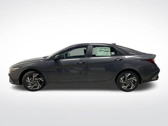 new 2025 Hyundai Elantra car, priced at $24,070