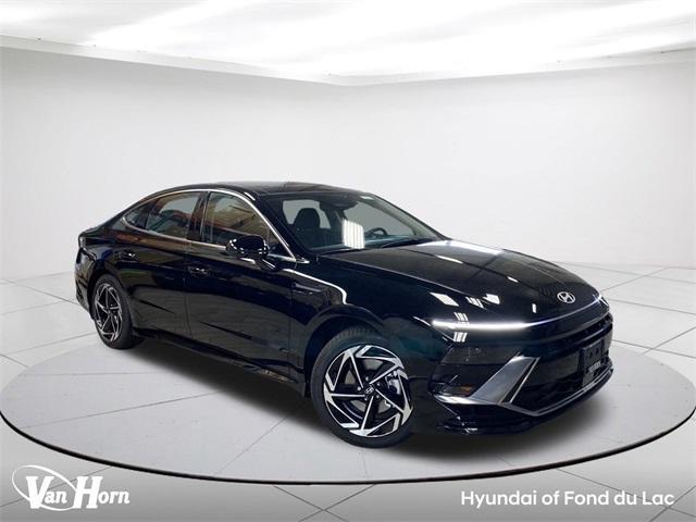 new 2024 Hyundai Sonata car, priced at $30,560