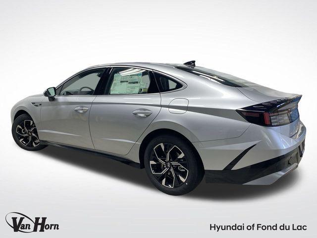 new 2025 Hyundai Sonata car, priced at $29,819