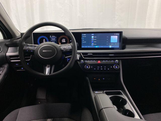 new 2025 Hyundai Sonata car, priced at $29,819