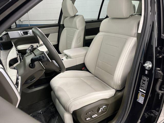 used 2024 Hyundai SANTA FE HEV car, priced at $39,195