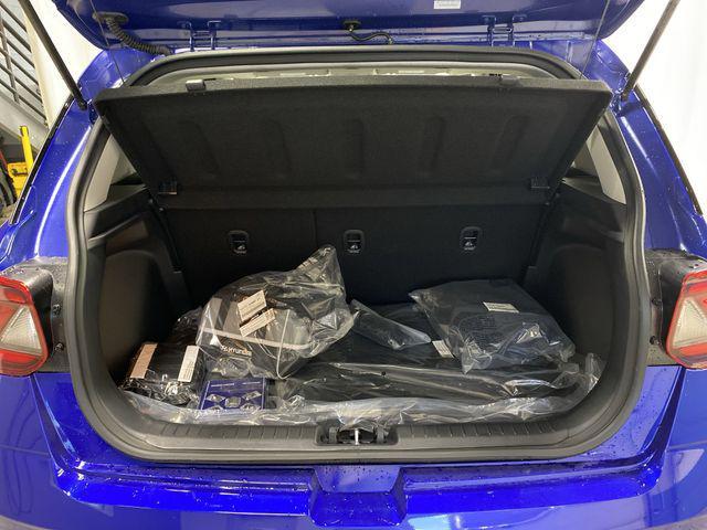 new 2025 Hyundai Venue car, priced at $23,045