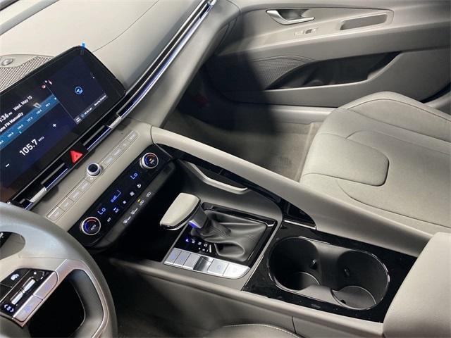 new 2024 Hyundai Elantra HEV car, priced at $25,485