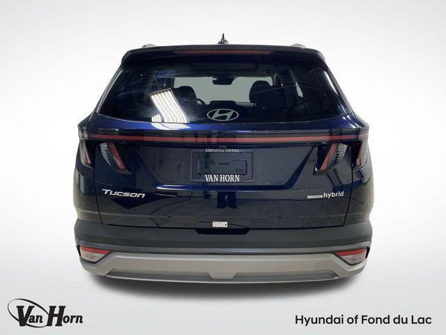 new 2025 Hyundai TUCSON Hybrid car