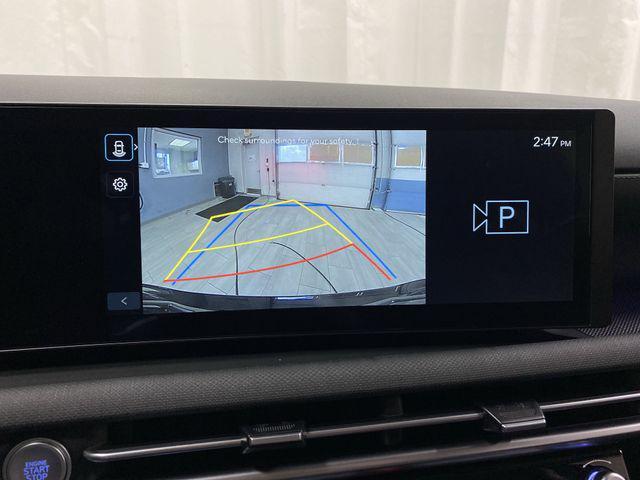 new 2025 Hyundai TUCSON Hybrid car, priced at $37,040