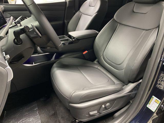 new 2025 Hyundai TUCSON Hybrid car