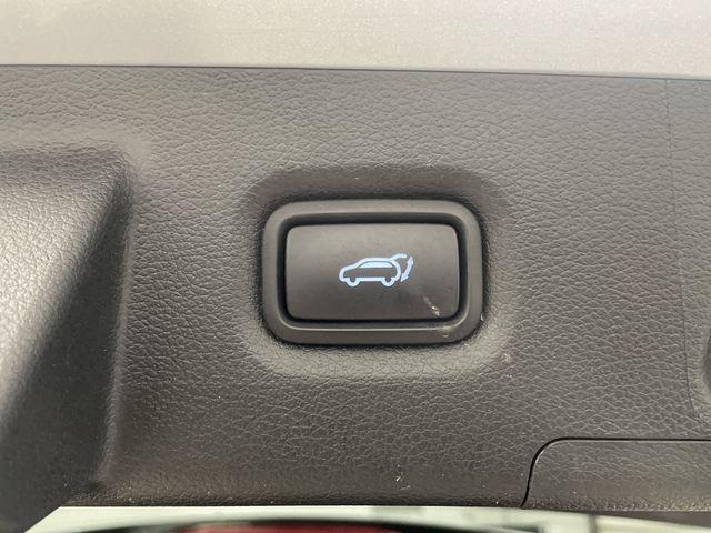 used 2022 Hyundai Santa Fe car, priced at $25,495