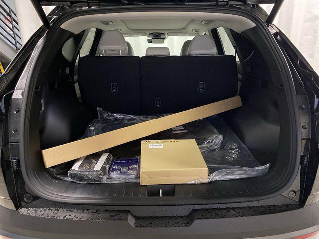 new 2025 Hyundai TUCSON Hybrid car, priced at $37,581