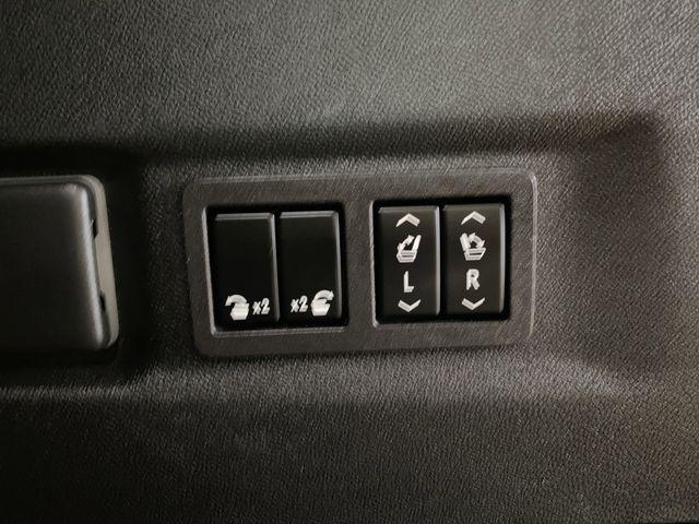 used 2023 GMC Yukon XL car, priced at $67,295