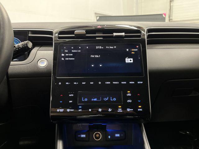 used 2024 Hyundai TUCSON Hybrid car, priced at $26,795