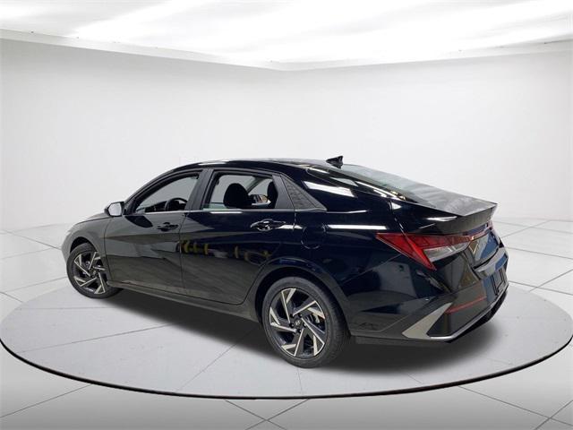 new 2025 Hyundai Elantra car, priced at $26,168