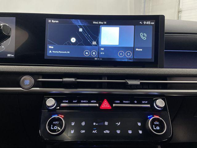 used 2025 Hyundai SANTA CRUZ car, priced at $36,735