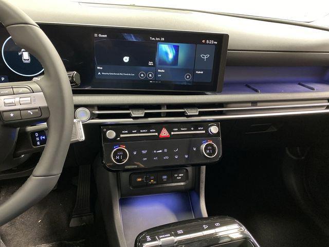 new 2025 Hyundai TUCSON Hybrid car, priced at $37,370
